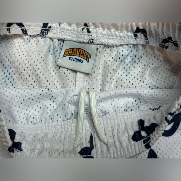 Bravest Studios Atlanta Braves Shorts - Picture 4 of 7